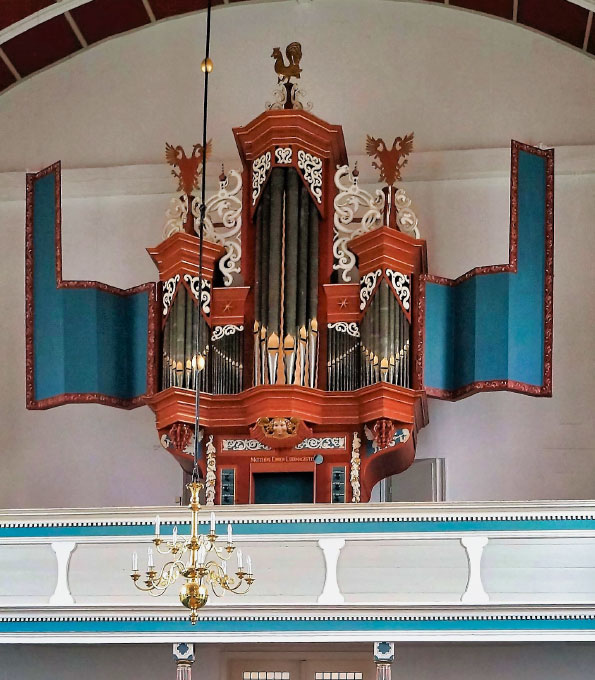 Orgel in der Reformierten Kirche Uttum (Kreis Aurich)