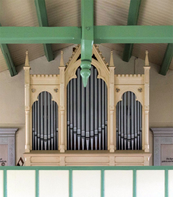 Dinse-Orgel (1900) in der Dorfkirche Bentwisch