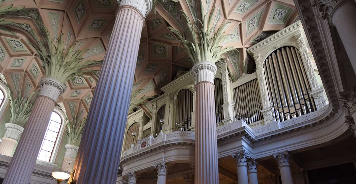 Orgel mit Ladegast-Prospekt in der Nikolaikirche zu Leipzig