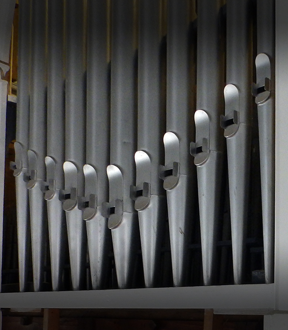 Heerwagen-Orgel (1861) in der Dorfkirche Weischütz-Laucha