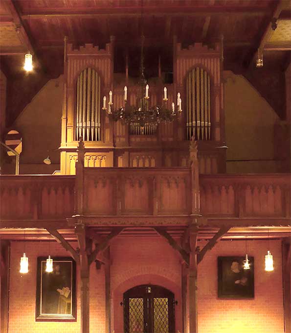 Friese-Orgel (1862) in St. Laurentius und St. Katharina  Rostock-Toitenwinkel (Mecklenburg-Vorpommern)